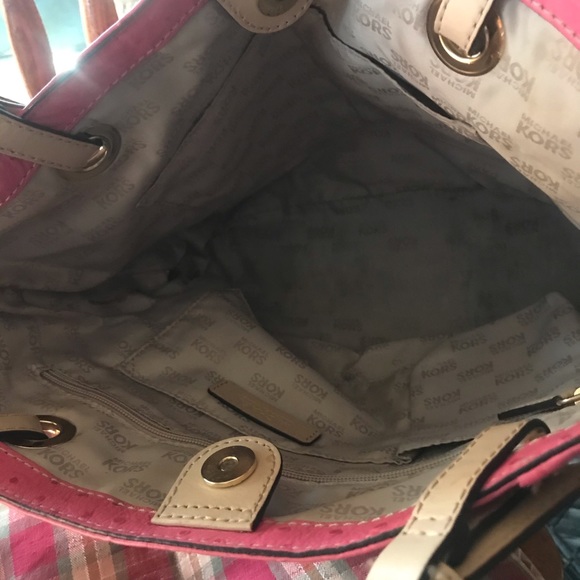 MK handbag - Picture 6 of 9